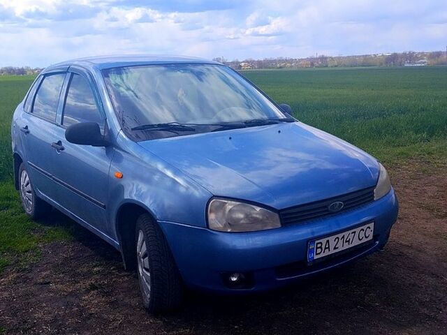 Синій ВАЗ Kalina, об'ємом двигуна 1.6 л та пробігом 220 тис. км за 2000 $, фото 1 на Automoto.ua