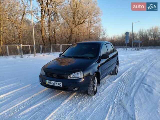 Синий ВАЗ Калина, объемом двигателя 1.6 л и пробегом 268 тыс. км за 2000 $, фото 1 на Automoto.ua