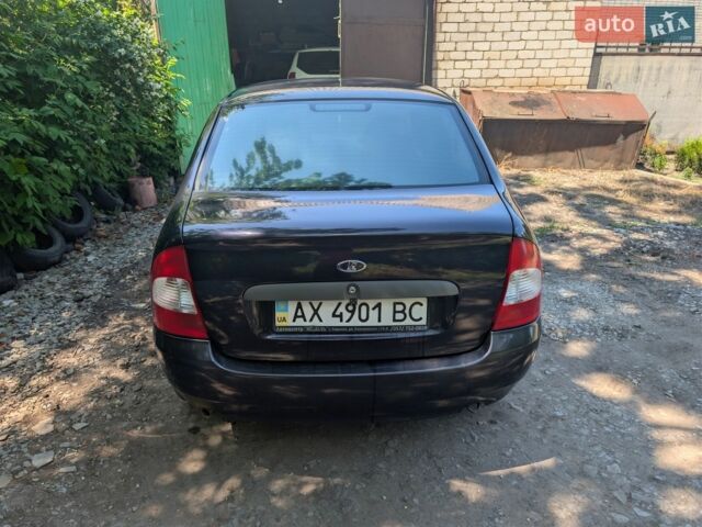 Синій ВАЗ Калина, об'ємом двигуна 1.6 л та пробігом 200 тис. км за 1900 $, фото 1 на Automoto.ua