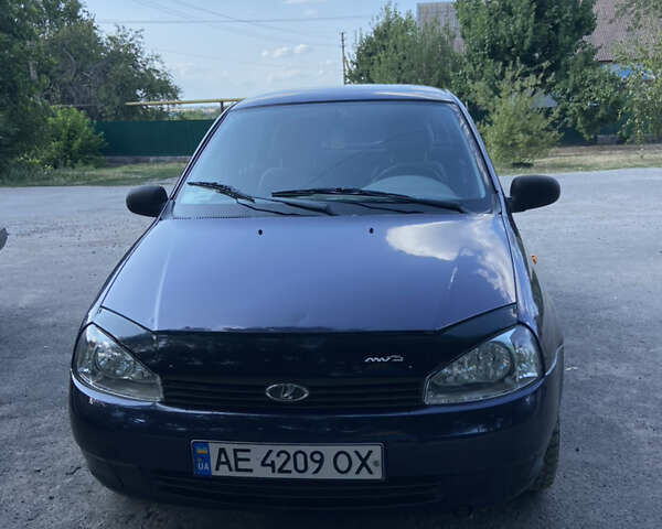 Синий ВАЗ Калина, объемом двигателя 1.6 л и пробегом 100 тыс. км за 3050 $, фото 1 на Automoto.ua