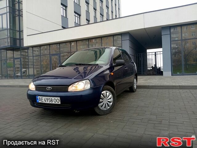 Синий ВАЗ Kalina, объемом двигателя 1.6 л и пробегом 150 тыс. км за 1850 $, фото 1 на Automoto.ua