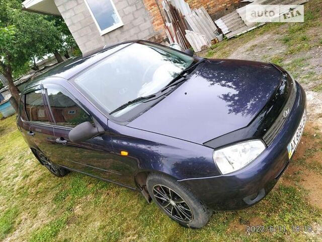 Синій ВАЗ Калина, об'ємом двигуна 1.6 л та пробігом 113 тис. км за 2900 $, фото 1 на Automoto.ua