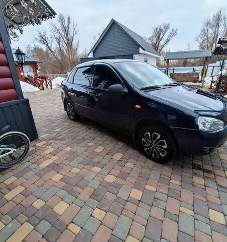 Синий ВАЗ Калина, объемом двигателя 1.6 л и пробегом 208 тыс. км за 1700 $, фото 1 на Automoto.ua