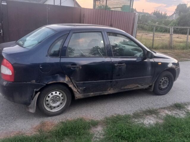 Синій ВАЗ Калина, об'ємом двигуна 1.6 л та пробігом 290 тис. км за 701 $, фото 1 на Automoto.ua
