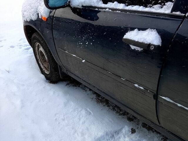 Синій ВАЗ Калина, об'ємом двигуна 1.6 л та пробігом 211 тис. км за 1700 $, фото 1 на Automoto.ua