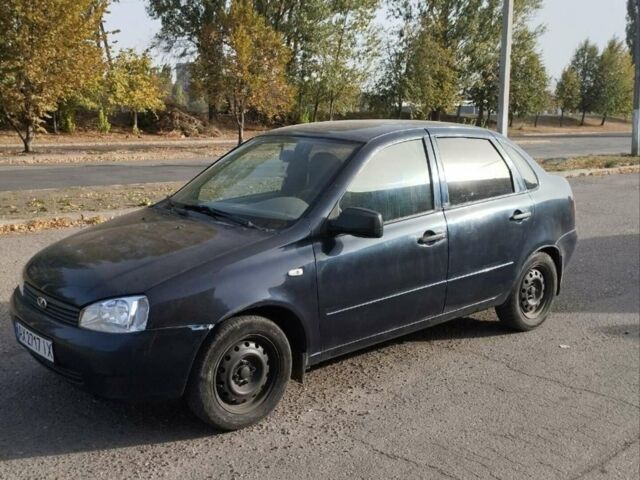 Синий ВАЗ Калина, объемом двигателя 1.39 л и пробегом 350 тыс. км за 2000 $, фото 1 на Automoto.ua