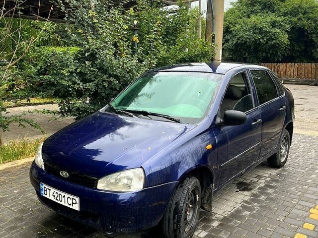 Синій ВАЗ Kalina, об'ємом двигуна 1.4 л та пробігом 200 тис. км за 1350 $, фото 1 на Automoto.ua