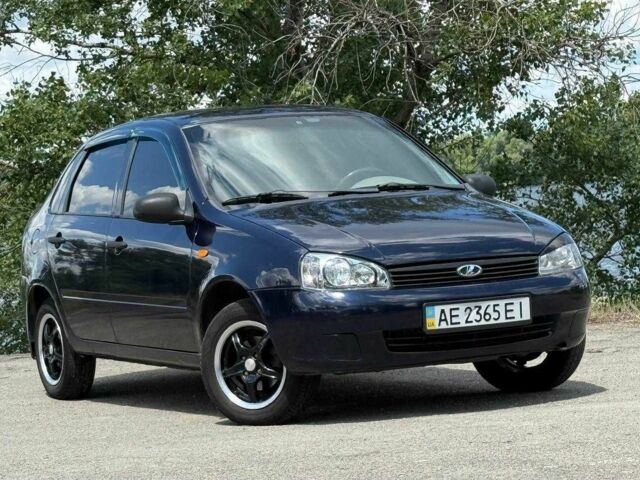 Синій ВАЗ Калина, об'ємом двигуна 1.6 л та пробігом 90 тис. км за 2100 $, фото 1 на Automoto.ua