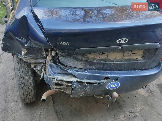 Синий ВАЗ Калина, объемом двигателя 1.6 л и пробегом 100 тыс. км за 1000 $, фото 1 на Automoto.ua