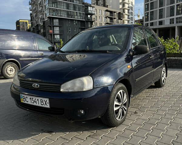 Синий ВАЗ Калина, объемом двигателя 1.6 л и пробегом 111 тыс. км за 1700 $, фото 1 на Automoto.ua