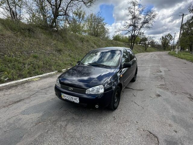 Синий ВАЗ Калина, объемом двигателя 0 л и пробегом 138 тыс. км за 1500 $, фото 1 на Automoto.ua
