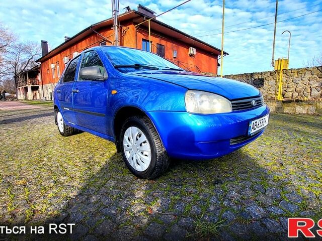 Синій ВАЗ Kalina, об'ємом двигуна 1.4 л та пробігом 200 тис. км за 2200 $, фото 1 на Automoto.ua