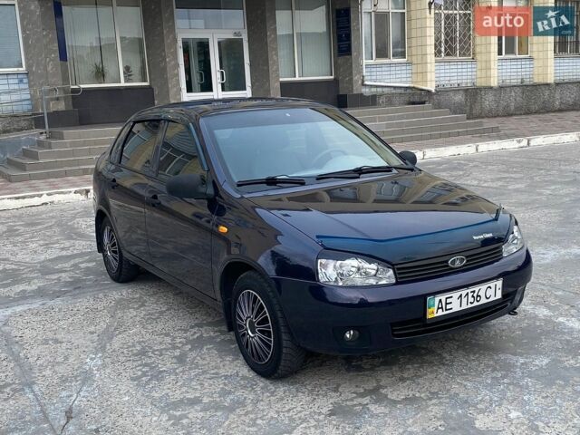Синій ВАЗ Калина, об'ємом двигуна 1.6 л та пробігом 107 тис. км за 2899 $, фото 1 на Automoto.ua