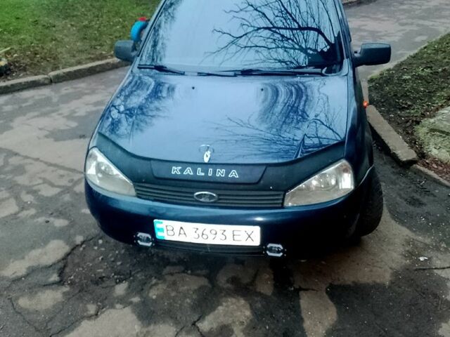 Синий ВАЗ Kalina, объемом двигателя 1.4 л и пробегом 180 тыс. км за 2400 $, фото 1 на Automoto.ua
