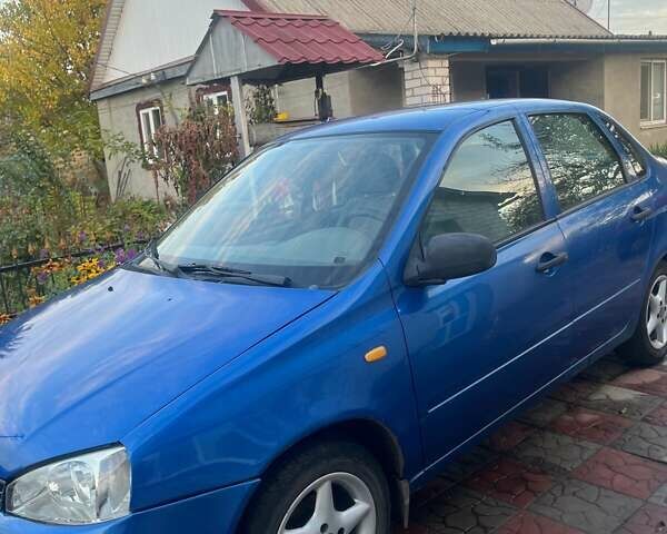 Синий ВАЗ Калина, объемом двигателя 1.6 л и пробегом 102 тыс. км за 1600 $, фото 1 на Automoto.ua