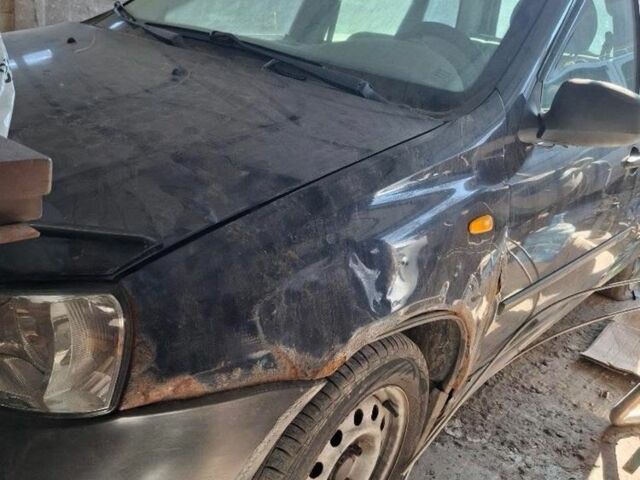 Синий ВАЗ Калина, объемом двигателя 1.6 л и пробегом 300 тыс. км за 900 $, фото 1 на Automoto.ua