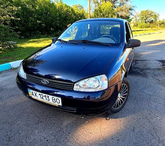 Синий ВАЗ Kalina, объемом двигателя 1.4 л и пробегом 65 тыс. км за 2999 $, фото 1 на Automoto.ua