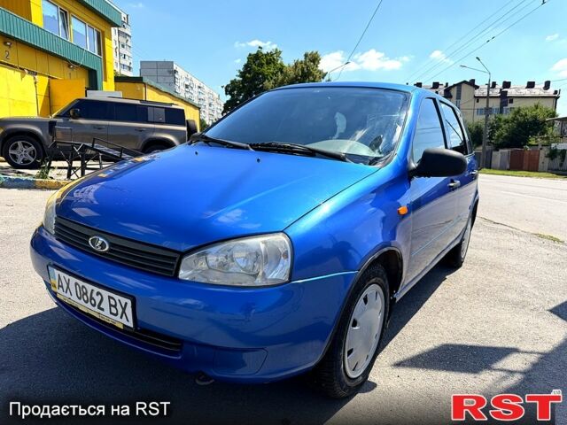 Синий ВАЗ Kalina, объемом двигателя 1.6 л и пробегом 140 тыс. км за 1750 $, фото 1 на Automoto.ua