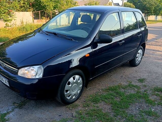 Синий ВАЗ Kalina, объемом двигателя 1.6 л и пробегом 250 тыс. км за 1650 $, фото 1 на Automoto.ua