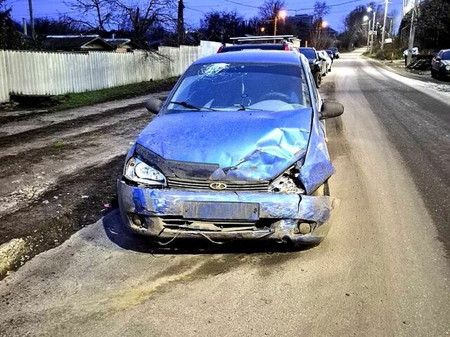 Синій ВАЗ Kalina, об'ємом двигуна 1.4 л та пробігом 20 тис. км за 700 $, фото 1 на Automoto.ua