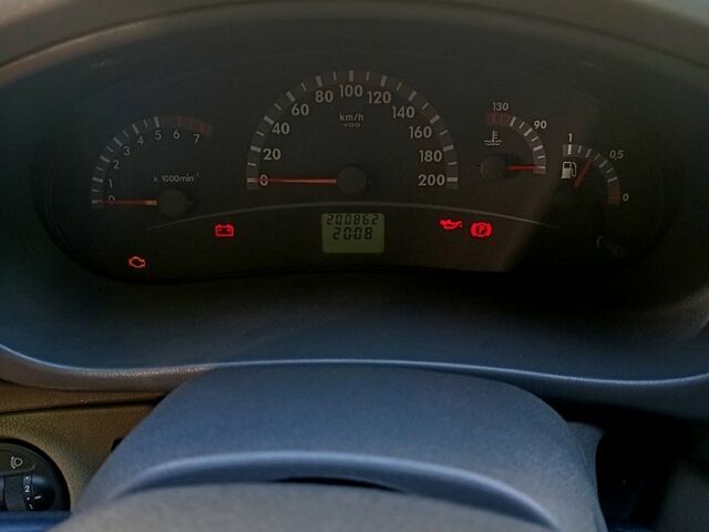 Зеленый ВАЗ Калина, объемом двигателя 1.6 л и пробегом 202 тыс. км за 2300 $, фото 1 на Automoto.ua