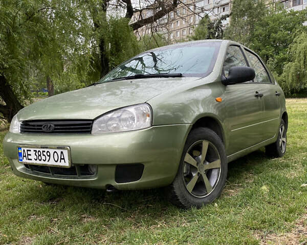 Зеленый ВАЗ Калина, объемом двигателя 1.6 л и пробегом 168 тыс. км за 1650 $, фото 1 на Automoto.ua