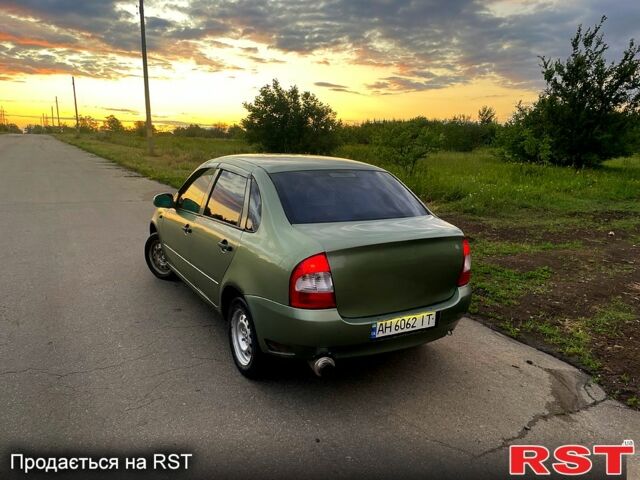 Зелений ВАЗ Kalina, об'ємом двигуна 1.6 л та пробігом 120 тис. км за 1600 $, фото 1 на Automoto.ua