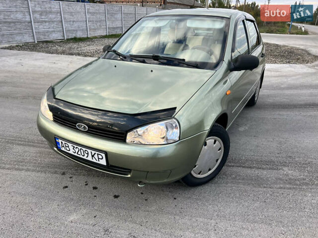 Зеленый ВАЗ Калина, объемом двигателя 1.39 л и пробегом 51 тыс. км за 3300 $, фото 1 на Automoto.ua