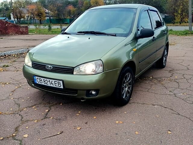 Зеленый ВАЗ Kalina, объемом двигателя 1.6 л и пробегом 294 тыс. км за 2200 $, фото 1 на Automoto.ua