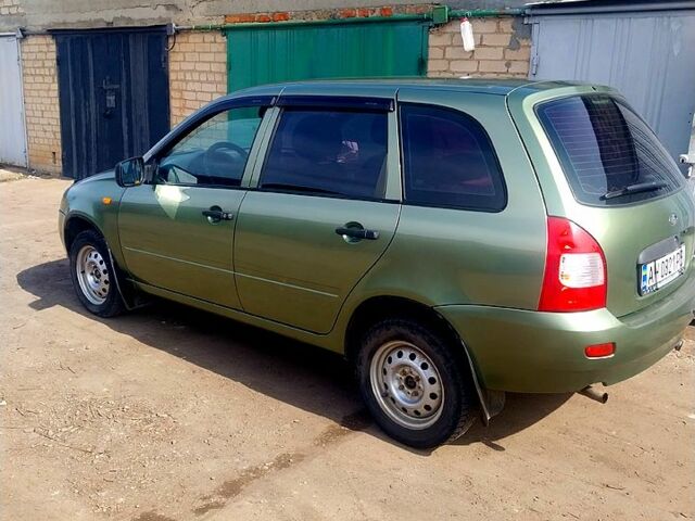 Зеленый ВАЗ Kalina, объемом двигателя 1.4 л и пробегом 195 тыс. км за 2950 $, фото 1 на Automoto.ua