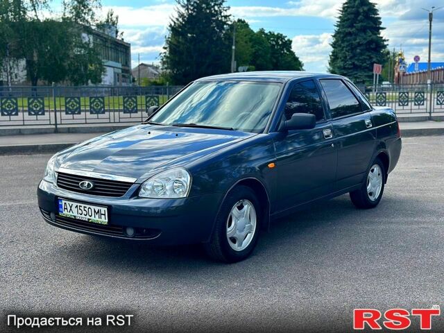 Серый ВАЗ Lada Priora, объемом двигателя 1.6 л и пробегом 167 тыс. км за 2900 $, фото 1 на Automoto.ua