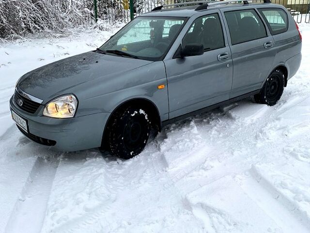 Серый ВАЗ Lada Priora, объемом двигателя 1.6 л и пробегом 64 тыс. км за 4500 $, фото 1 на Automoto.ua