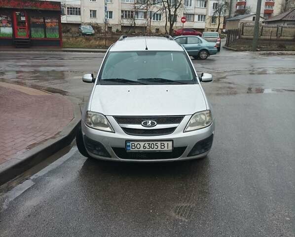 Сірий ВАЗ Largus, об'ємом двигуна 1.6 л та пробігом 220 тис. км за 5300 $, фото 1 на Automoto.ua