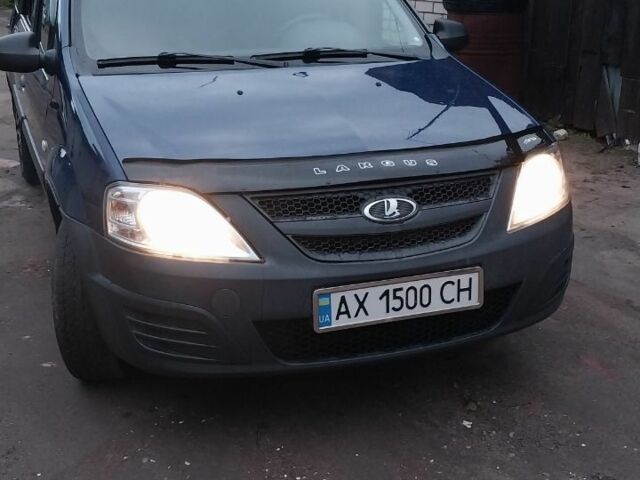 Синий ВАЗ Largus, объемом двигателя 1.6 л и пробегом 114 тыс. км за 6200 $, фото 1 на Automoto.ua