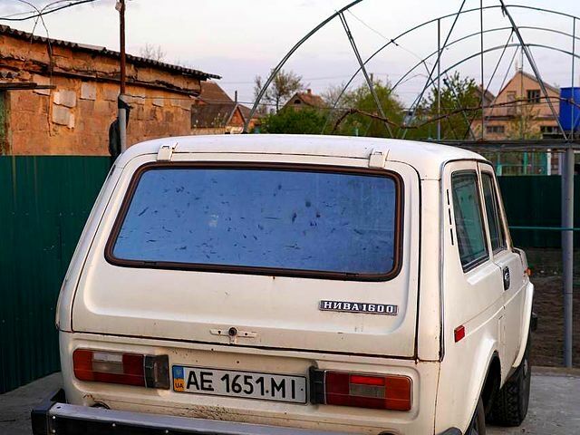 Белый ВАЗ Нива, объемом двигателя 1.7 л и пробегом 0 тыс. км за 980 $, фото 1 на Automoto.ua