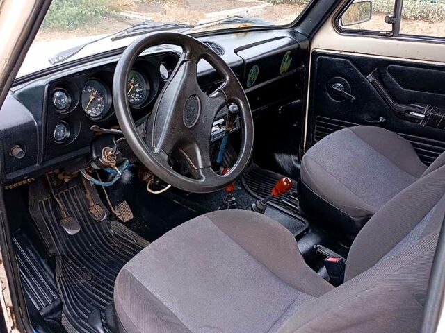 Білий ВАЗ Нива, об'ємом двигуна 1.6 л та пробігом 0 тис. км за 1700 $, фото 1 на Automoto.ua