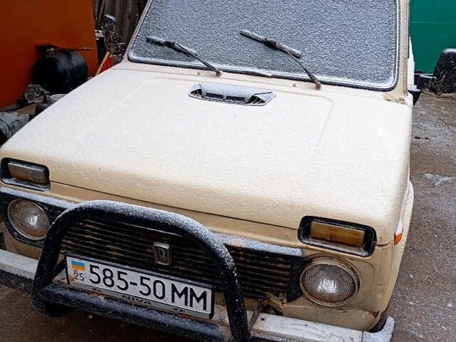 Бежевый ВАЗ Нива, объемом двигателя 16 л и пробегом 0 тыс. км за 2000 $, фото 1 на Automoto.ua