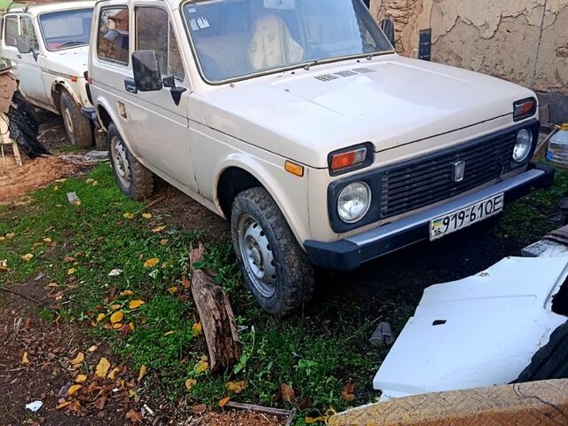Бежевый ВАЗ Нива, объемом двигателя 1.6 л и пробегом 0 тыс. км за 2100 $, фото 1 на Automoto.ua