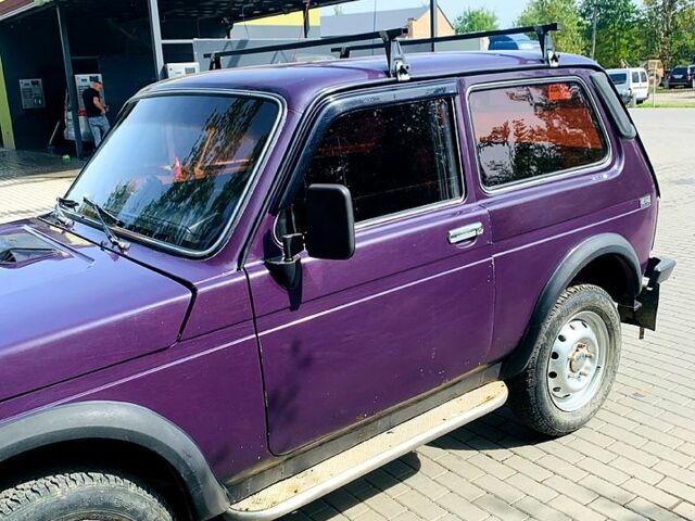 Фиолетовый ВАЗ Нива, объемом двигателя 1.7 л и пробегом 174 тыс. км за 3150 $, фото 1 на Automoto.ua