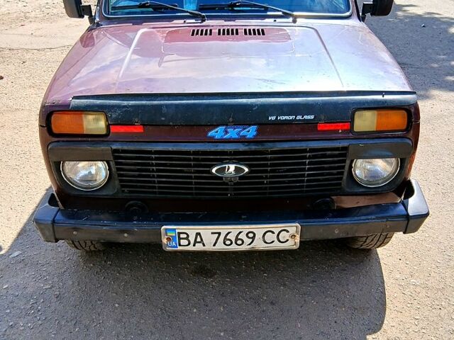 Коричневий ВАЗ Нива, об'ємом двигуна 1.7 л та пробігом 190 тис. км за 2950 $, фото 1 на Automoto.ua