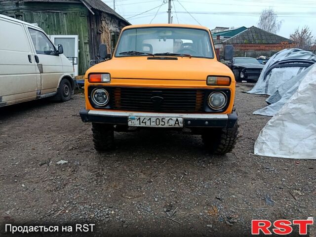 ВАЗ Нива, объемом двигателя 1.6 л и пробегом 333 тыс. км за 1450 $, фото 1 на Automoto.ua