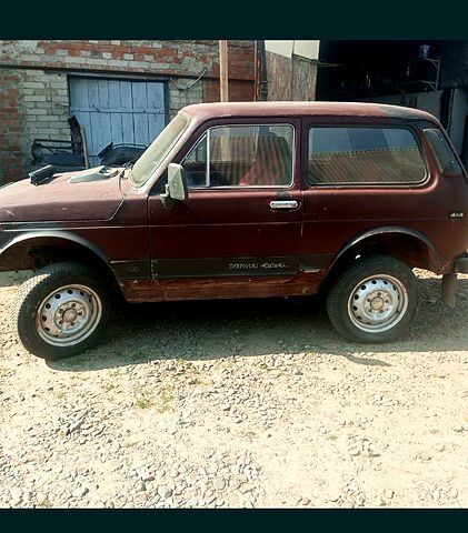 ВАЗ Нива, объемом двигателя 1.7 л и пробегом 0 тыс. км за 1000 $, фото 1 на Automoto.ua