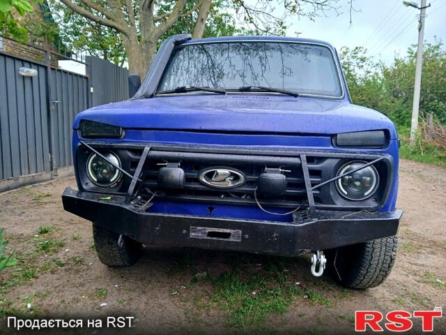 ВАЗ Нива, об'ємом двигуна 1.6 л та пробігом 100 тис. км за 2100 $, фото 1 на Automoto.ua