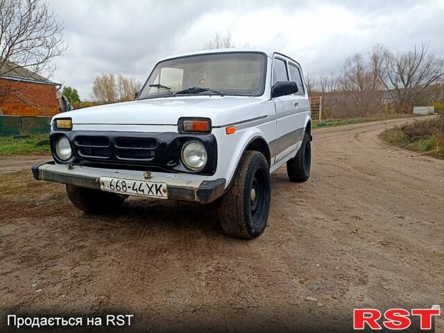 ВАЗ Нива, объемом двигателя 1.6 л и пробегом 111 тыс. км за 1250 $, фото 1 на Automoto.ua