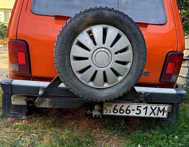 ВАЗ Нива, объемом двигателя 1.6 л и пробегом 277 тыс. км за 2000 $, фото 1 на Automoto.ua