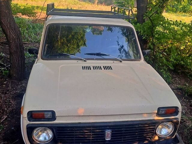 ВАЗ Нива, об'ємом двигуна 1.6 л та пробігом 264 тис. км за 2000 $, фото 1 на Automoto.ua