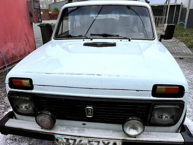 ВАЗ Нива, об'ємом двигуна 1.6 л та пробігом 300 тис. км за 1250 $, фото 1 на Automoto.ua