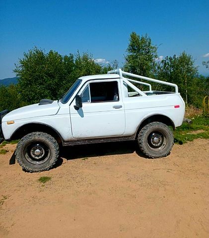 ВАЗ Нива, объемом двигателя 1.7 л и пробегом 100 тыс. км за 500 $, фото 1 на Automoto.ua
