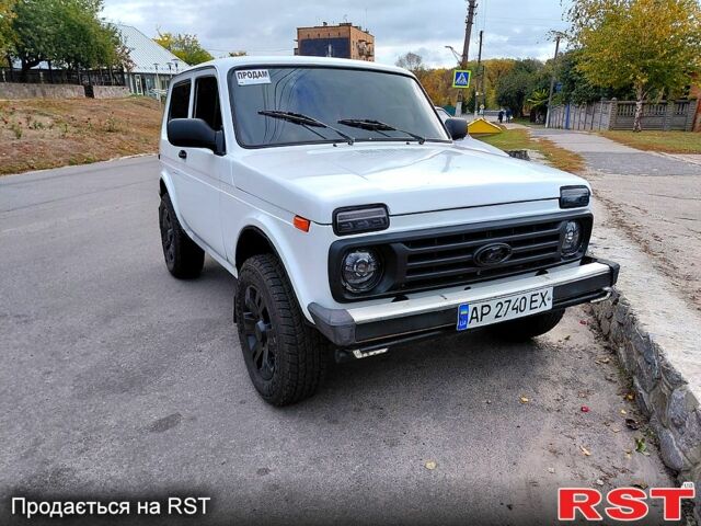 ВАЗ Нива 2000 у Дніпро (Дніпропетровську) на Automoto.ua ВАЗ Нива, об'ємом двигуна 1.7 л та пробігом 0 тис. км за 3600 $, фото 1 на Automoto.ua