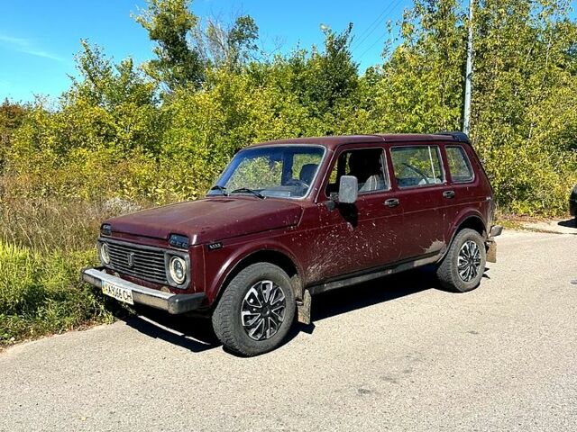 ВАЗ Нива 2005 у Мерефа на Automoto.ua ВАЗ Нива, об'ємом двигуна 1.7 л та пробігом 0 тис. км за 2500 $, фото 1 на Automoto.ua